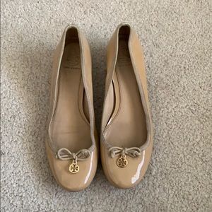 Tory Burch size 7.5 heels nude color